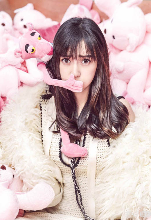 黄晓明疑似躺枪出轨事件 老婆Baby挺孕肚忙表白