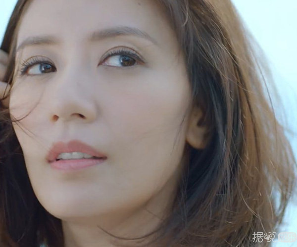 卫斯理夫妻收入不稳定 靠姐姐贾静雯资助维持生活