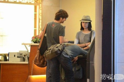 “360度全死角男神”王大治疑似新戏女友曝光 董洁曾为他出轨……