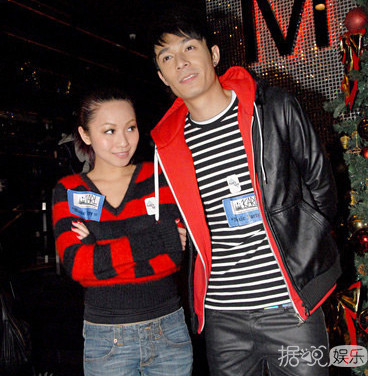 周柏豪与圈外女友泰国低调结婚 曾被冠名“未来千亿女婿”
