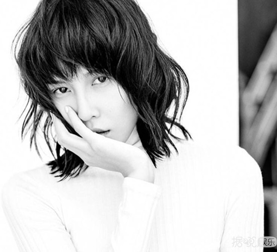 张蓝心素颜被网友赞最美 真正女子汉非她莫属