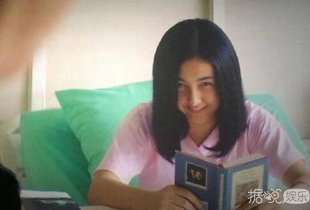 张子枫最新写真曝光 笑容灿烂少女感十足