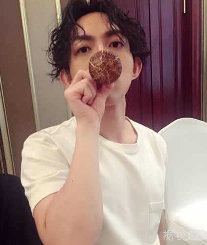 丁文琪林宥嘉甜蜜订婚 二人渴望安稳平静的生活