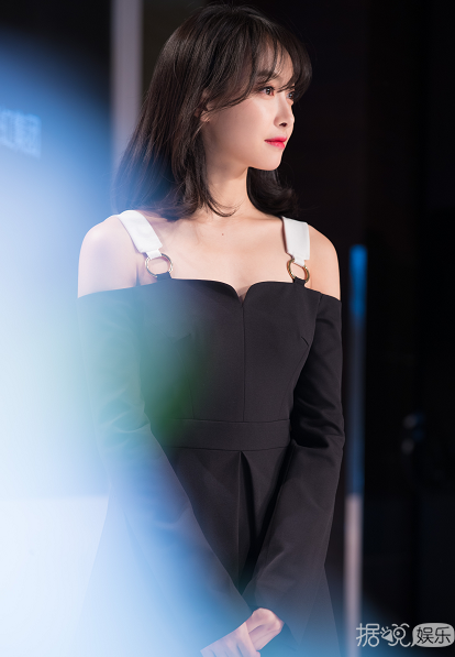 厉害word姐 宋茜随便剪个刘海就好看成这样