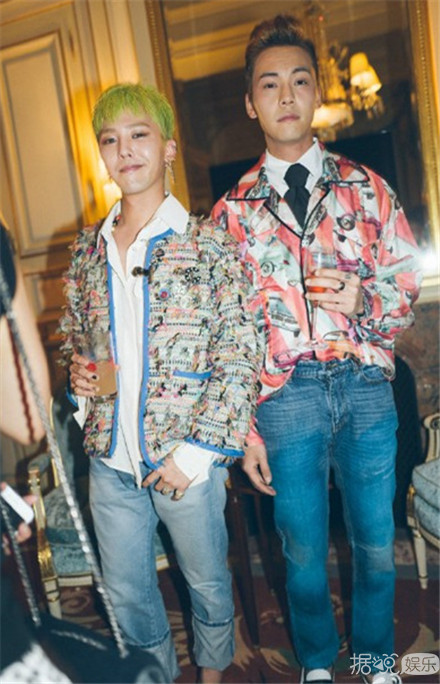 权志龙陈伟霆巴黎时装秀同框 帅哥果然特别受时尚圈宠爱