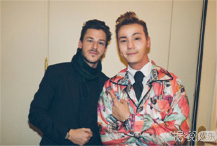权志龙陈伟霆巴黎时装秀同框 帅哥果然特别受时尚圈宠爱