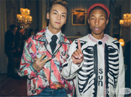 权志龙陈伟霆巴黎时装秀同框 帅哥果然特别受时尚圈宠爱