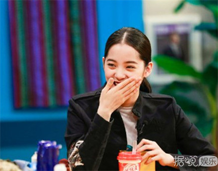 宁静携欧阳娜娜霸气驾临衣橱  谢娜现场爆秘众人笑不停