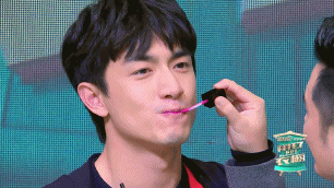 宁静携欧阳娜娜霸气驾临衣橱  谢娜现场爆秘众人笑不停