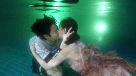 金希澈李菲儿泰国浪漫完婚 欧巴你还记得宝岛湖畔的郭雪芙吗