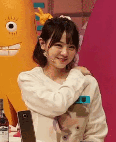 SNH48陈怡馨患重度抑郁症退团 曾有着"塞纳河最元气最治愈的笑容之一"之称