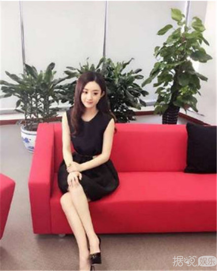 女星坐姿不雅会被狠批！  盘点各女星谁的坐姿最优雅