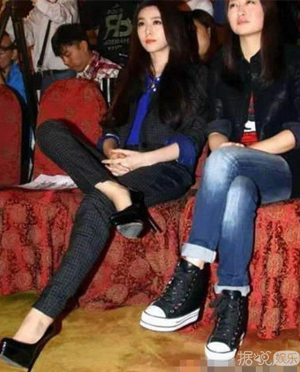 女星坐姿不雅会被狠批！  盘点各女星谁的坐姿最优雅