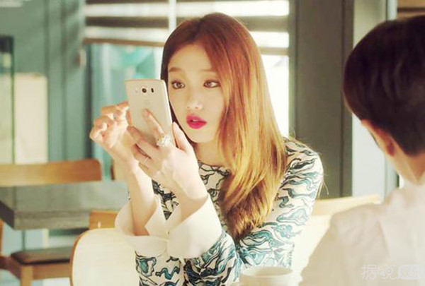 李圣经短发太萌上热搜？不管，这样的萌妹纸我要一打！