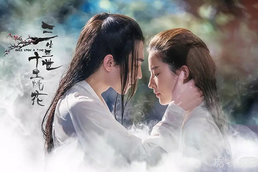 刘亦菲演得了白浅又可化身冰雪美人 最后一张亮眼了……