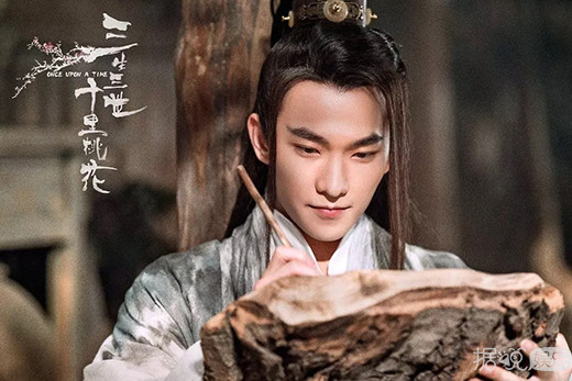 刘亦菲演得了白浅又可化身冰雪美人 最后一张亮眼了……