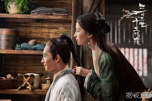 刘亦菲演得了白浅又可化身冰雪美人 最后一张亮眼了……