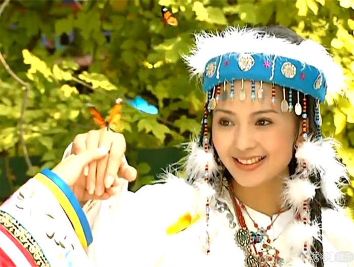 转眼间《还珠格格》中的香妃，已经去世16年了