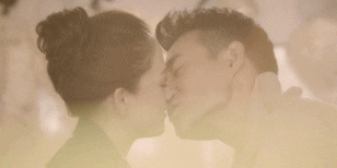 王凯陈乔恩花式接吻 牵手 捧脸杀 花式虐狗还有谁……