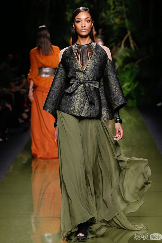 真是厉害了黑人模特 90英伦超模卓丹-邓当选全球最美面孔NO.1