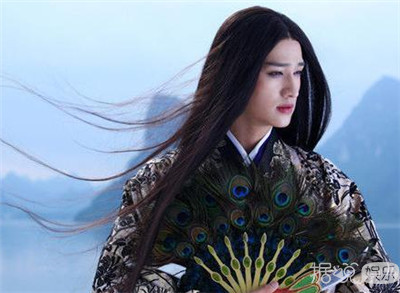 “杀姐姐”马可与王丹妮疑隐婚 女方与公婆同吃同住