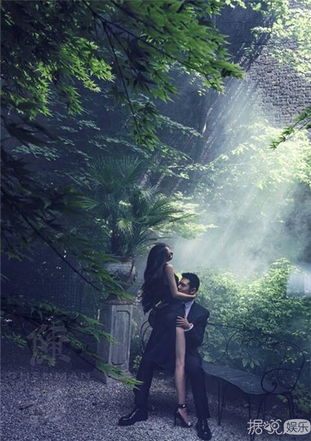 黄晓明baby大尺度裸照曝光 没想到你们这么豪放