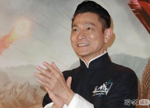 刘德华坠马一周后公布受伤情况 盆骨多处骨折或停工9个月