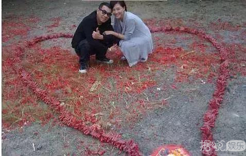 黄晓明坐地铁,杨洋路边蹲,论接地气,我只服最后一位 黄晓明坐地铁,杨洋路边蹲,论接地气,我只服最后一位