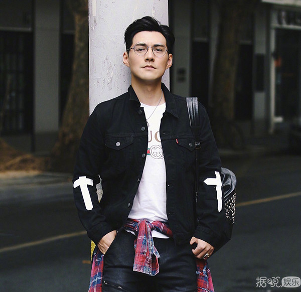 曾和霍建华乔振宇等齐名“天涯四美”的严屹宽,是如何把一手好牌打烂的? 曾和霍建华乔振宇等齐名“天涯四美”的严屹宽,是如何把一手好牌打烂的?