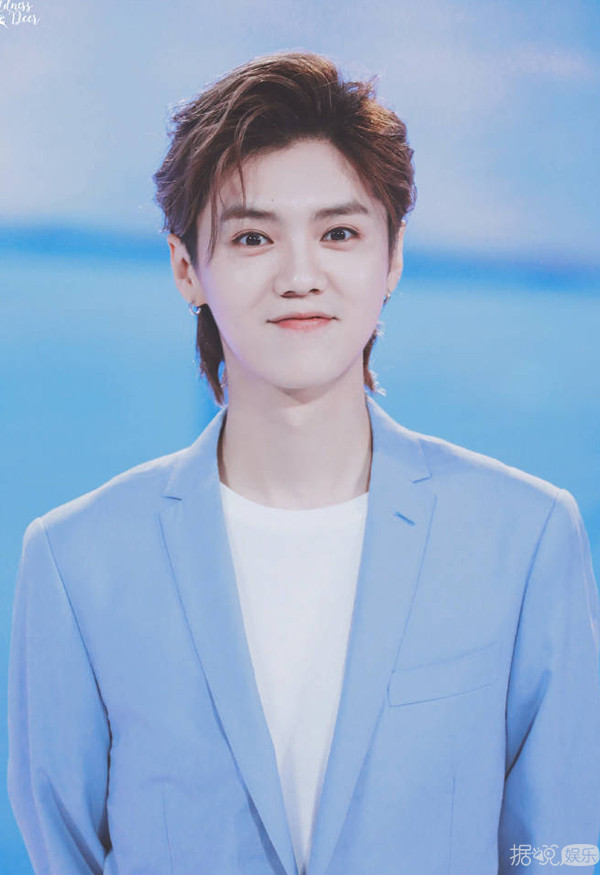 �����ෲ����ǧ����hold��ס������˧���Ƿ������˭��˭��ķ���