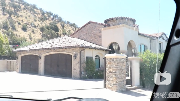 �������ζ���Gucciͣʬ�䣬��������д�������ĺ�