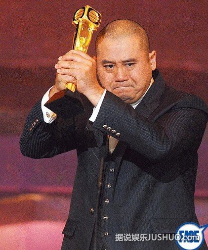 “非凡哥”麦长青被爆获高人提携 炒房炒金身家