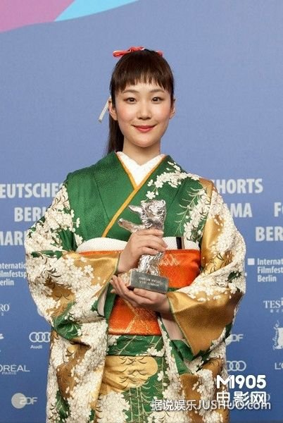 《小小的家》热映 女主角获本届柏林银熊奖