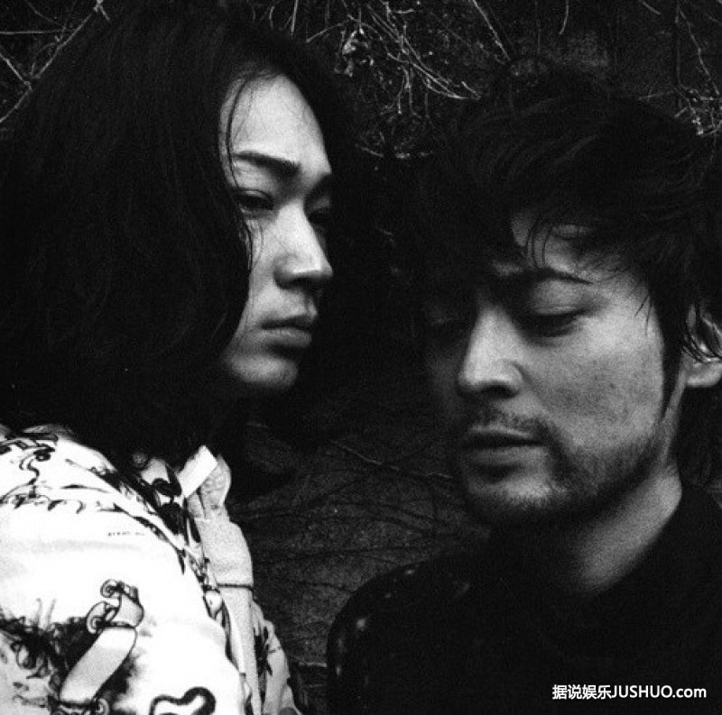 小栗旬借酒消愁 疑因山田孝之被绫野刚“抢走”