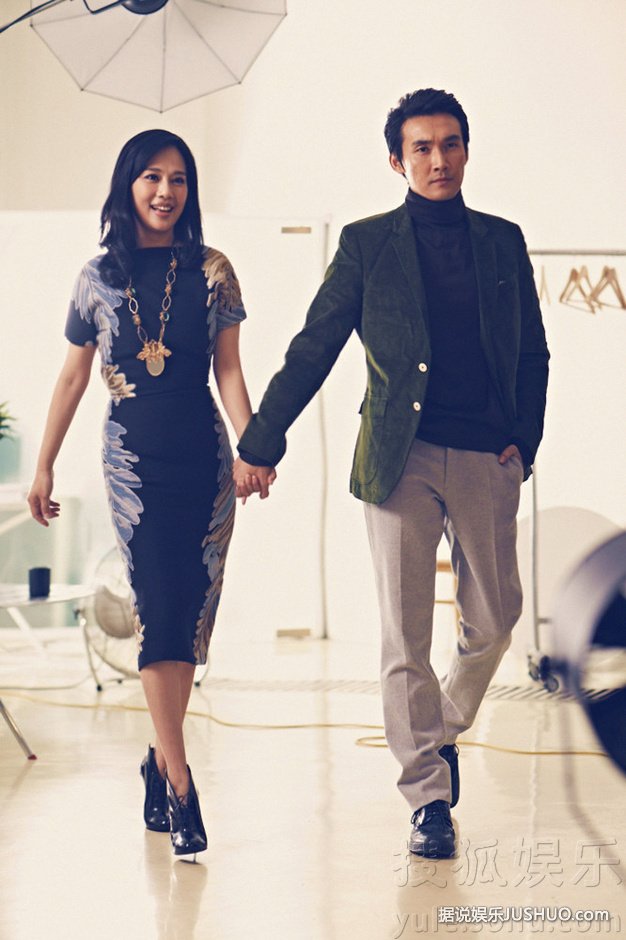 张铎陈松伶拍居家写真 甜蜜搞怪共享情元节