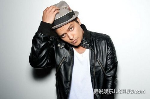 谁是前行者? Bruno Mars VS Olly Murs 谁是前行者? Bruno Mars VS Olly Murs