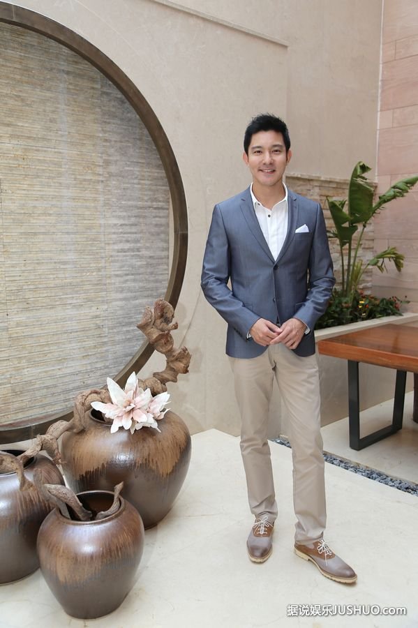 立威廉品牌形象好 千万重金代言高端别墅