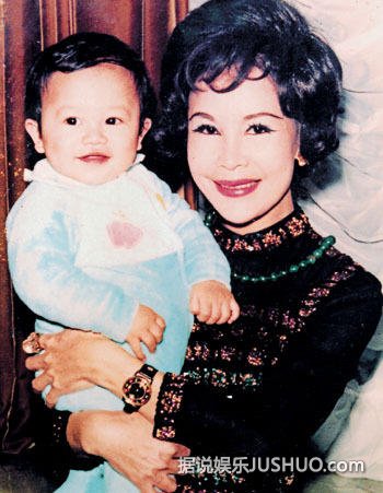 港星黄夏蕙180万办生前葬礼 费用全由厂家赞助 港星黄夏蕙180万办生前葬礼 费用全由厂家赞助