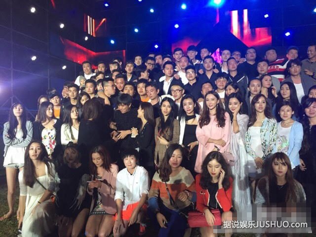 生日派对用什么歌曲 2150104095404203.jpg