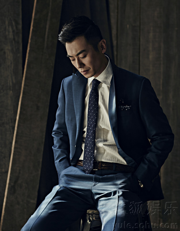 朱亚文最新封面大片曝光 复古演绎雅痞时尚