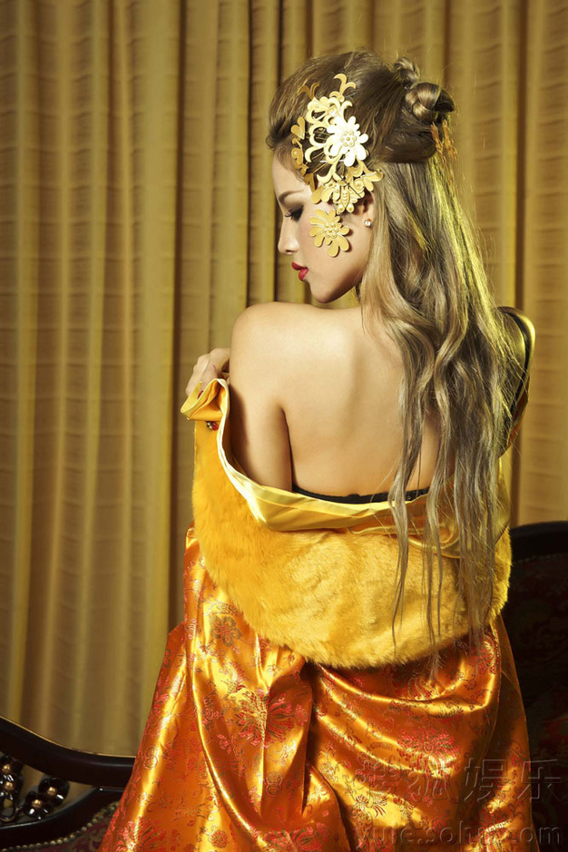 四大嫩模古装写真化身美妃 性感直超“武媚娘”