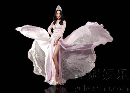 亚洲小姐宫睿时尚写真曝光 尽显大气美感