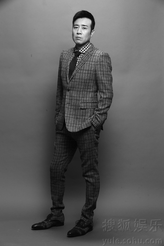 于和伟复古写真 率性演绎大叔的印格时光