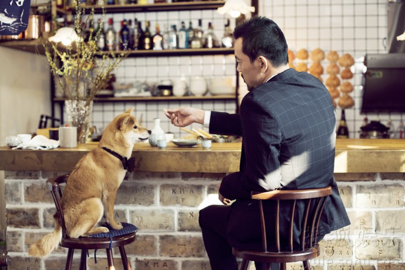 廖凡大片显“老餮本性” 致敬达利雅痞范儿十足