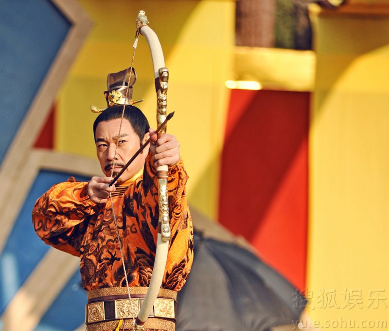 张丰毅健硕身材组图外泄 青春不老显峥嵘