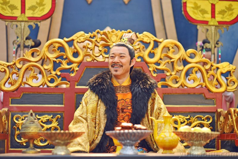 张丰毅健硕身材组图外泄 青春不老显峥嵘