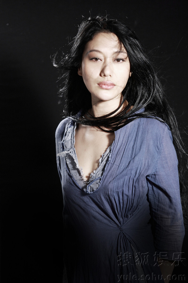 杜可风老婆黑文写真曝光 才华获欧洲王室支持