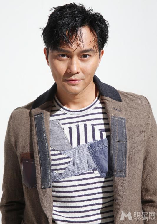 《冲上云霄2》张智霖写真 帅气迷人做最好的自己