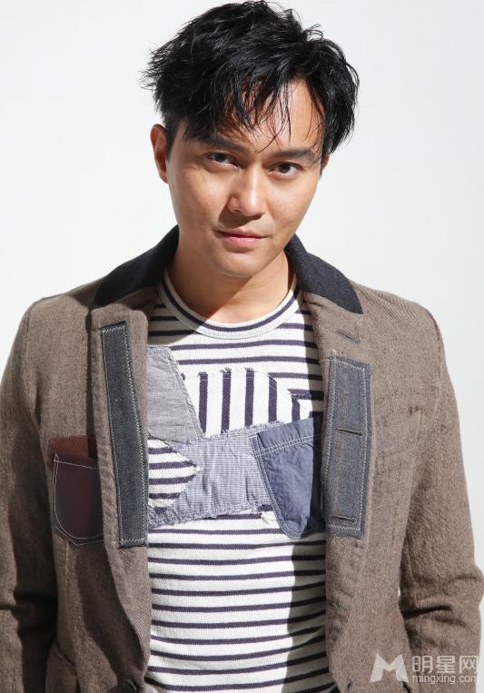 《冲上云霄2》张智霖写真 帅气迷人做最好的自己