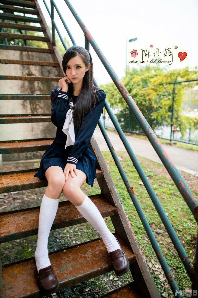 嫩模陈丹婷校园清纯甜美写真 扮演可爱迷人学生 嫩模陈丹婷校园清纯甜美写真 扮演可爱迷人学生